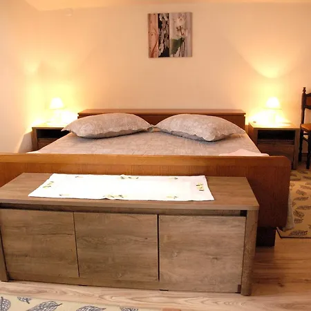Mon Perin Castrum - Apartman Vellico 1 Apartamento *