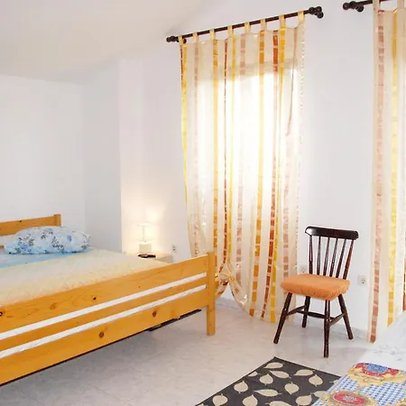 Mon Perin Castrum - Apartman Vellico 1 公寓 *